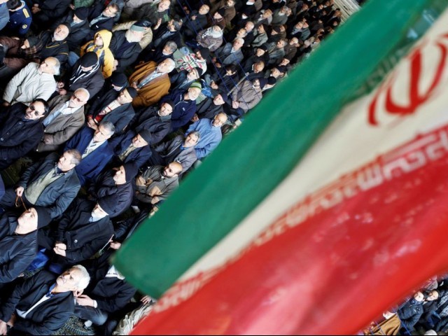 iran-flag-people-640x480.jpg