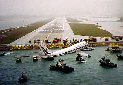 Kai-Tak-Airport%252C-Hong-Kong431x300.jpg