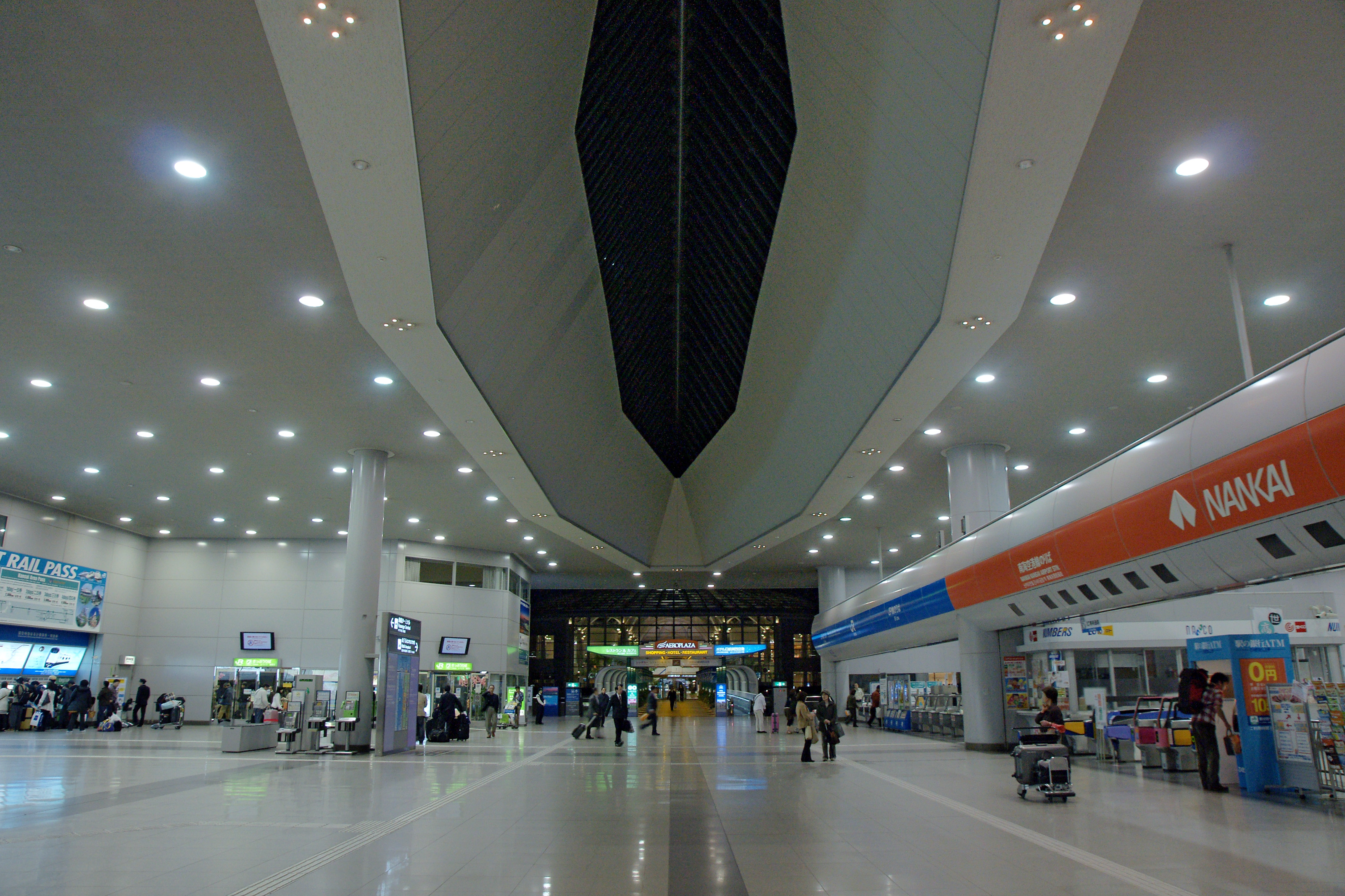 Kansai_Airport_Station01s5s3200.jpg