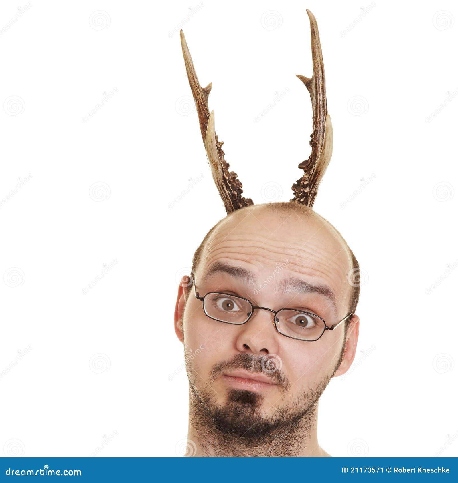 man-horns-head-21173571.jpg