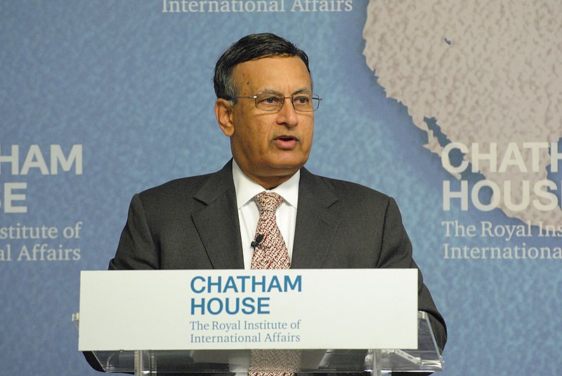 800px-Husain_Haqqani%2C_Ambassador_of_Pakistan_to_the_United_States_%282008-11%29%3B_Director%2C_South_and_Central_Asia%2C_Hudson_Institute_%2816528040198%29.jpg